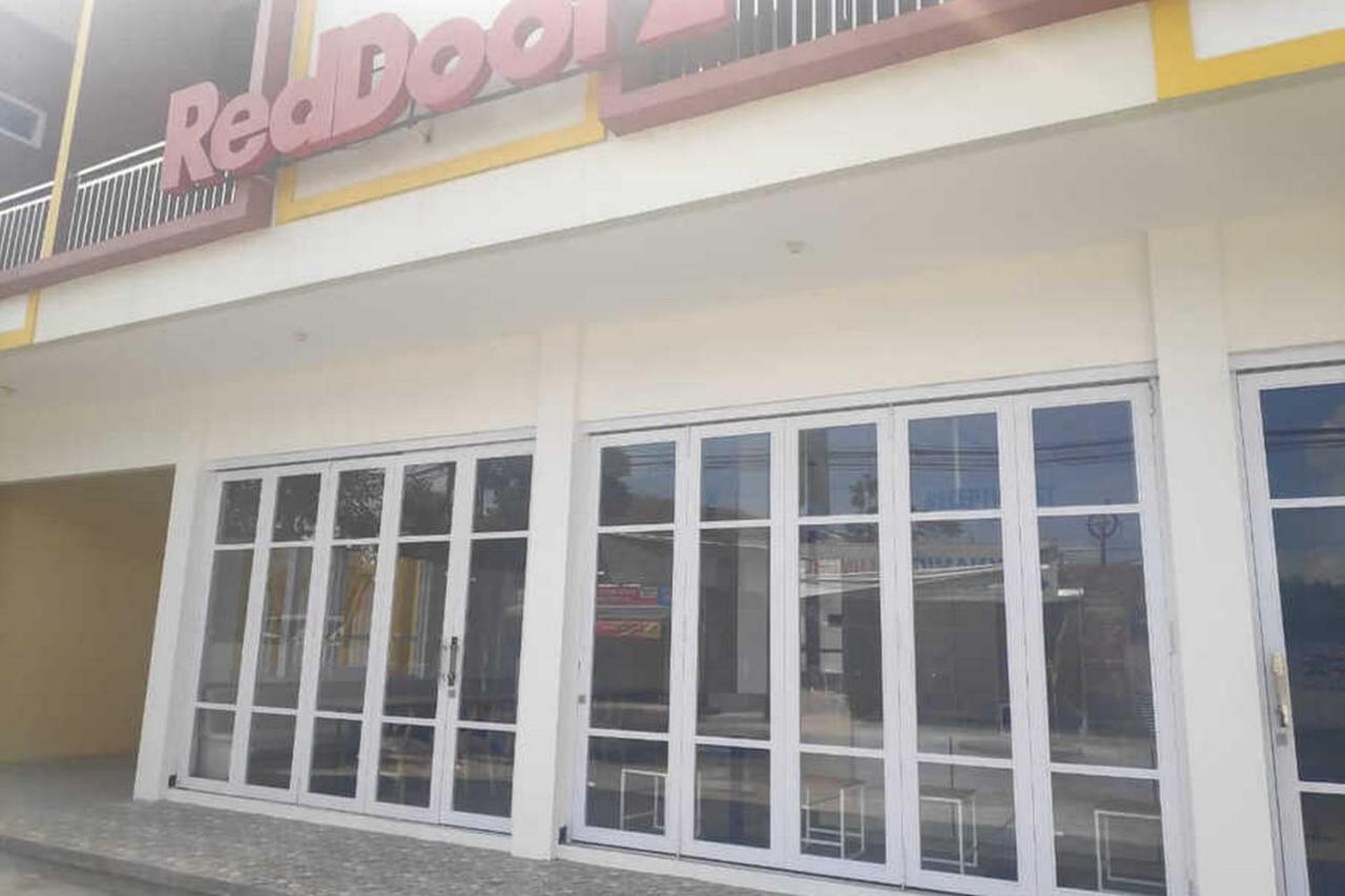 Reddoorz Near Universitas Muhammadiyah Purwokerto Kembaran Экстерьер фото